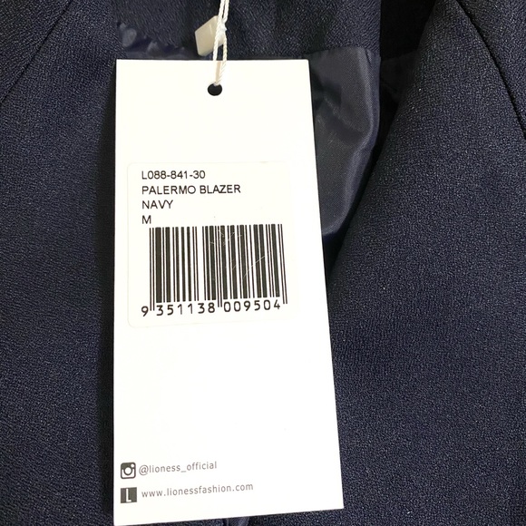 Lioness Palermo Navy Blazer - Picture 4 of 5